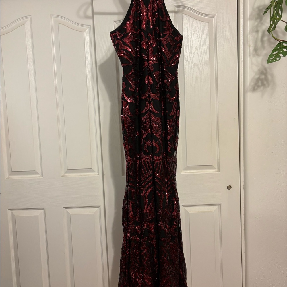 Elegant Red Sequin and Black Mermaid Prom Dress